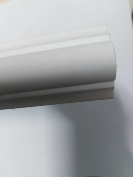 Linea Decorativa t-corniza centro 25x15x2400mm