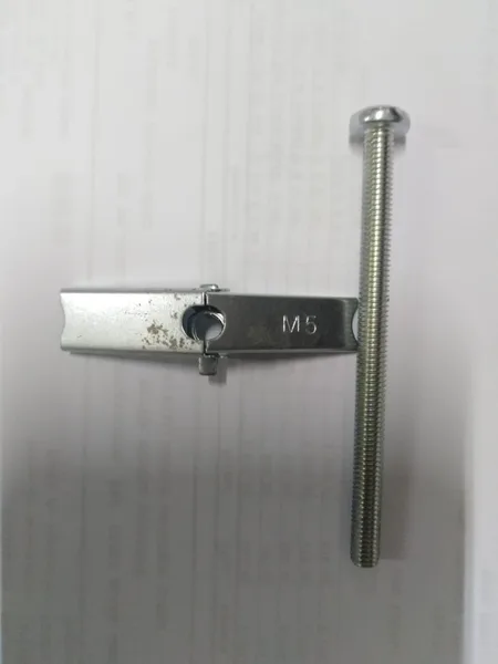 Tarugo mariposa 3/16 metal con tornillo Diager