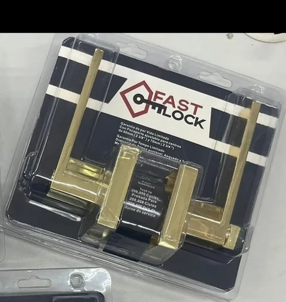 Cerradura de manilla cuad dorada c/llave Fast lock
