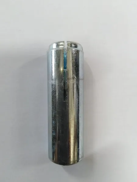 Anclaje Drop-in 3/8x1/2x1-9/16