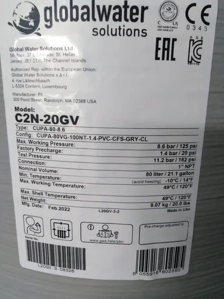 Tanque Pre-cargado 20Gls en fibra globalwater
