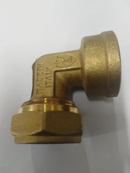 Codo Br.22*3/4" Anilla-hembra