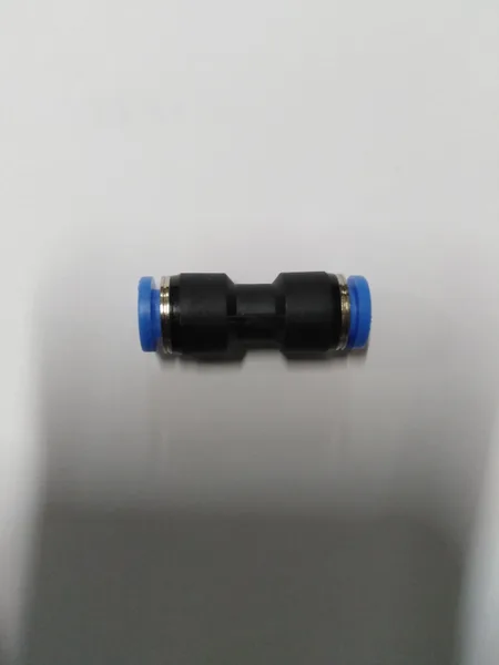 Fitting recto 1/4 p/tuberia poliuretano