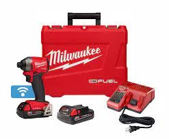 Atornillador Inalamb 1/4 milwaukee c/bateria-cargador